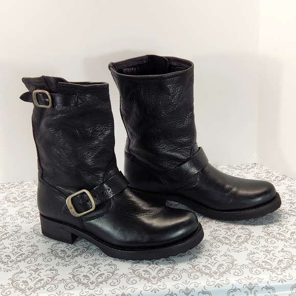 Frye womens motorcycle boots - Picture 2 of 8